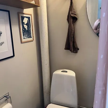 Apartament In Quiet Neighbourhood
